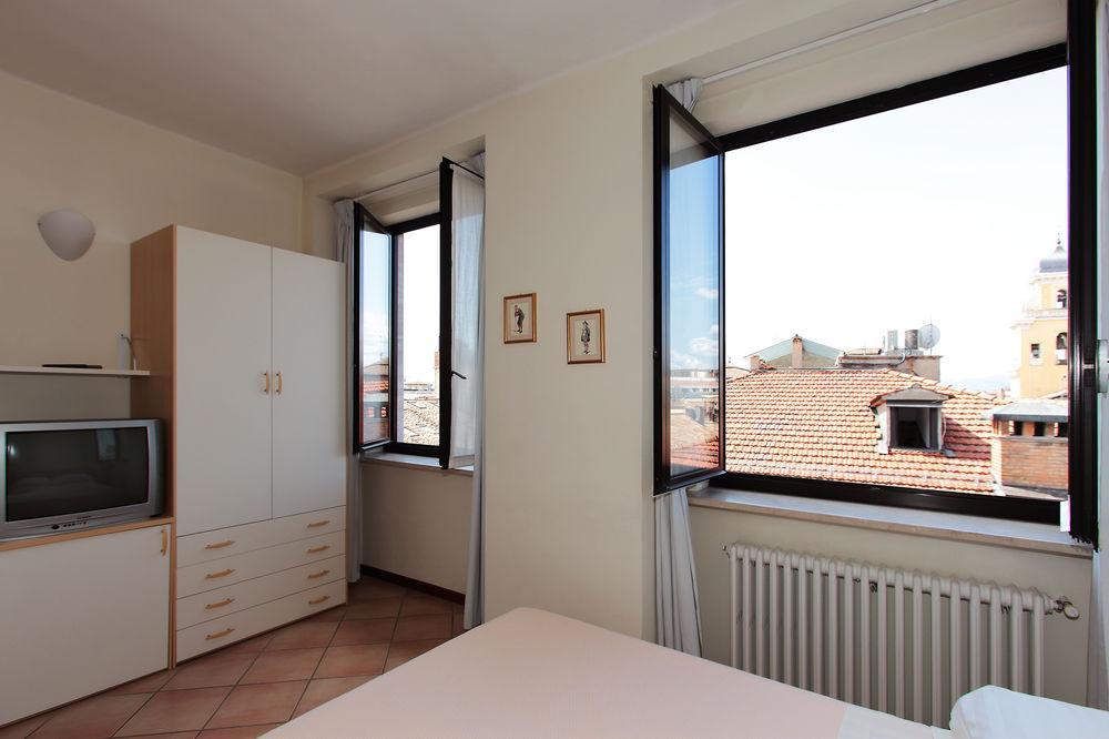 Aparthotel Residenza Cavour Parma Exteriér fotografie